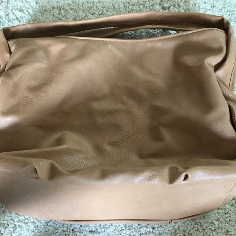 Brand new Bueno Collection bag